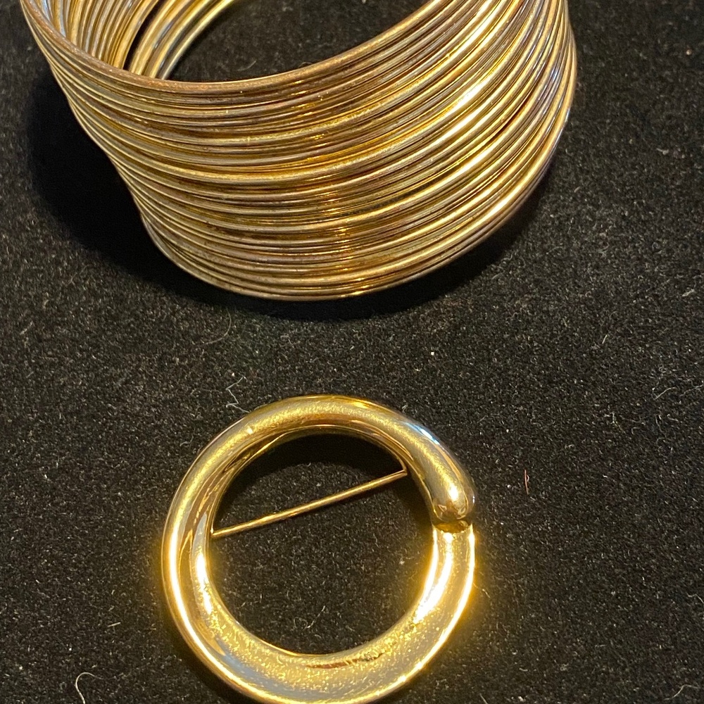Gold Cuff Bracelet & Monet Brooch - Picture 4 of 4